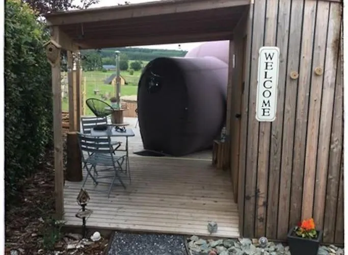 Luxury tent Anima'sphair Bulle Pres Des Animaux Bras-Haut